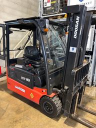 Elektrisk Doosan truck  / Forklift  B18 2010 modell.  Nye batterier 2017.